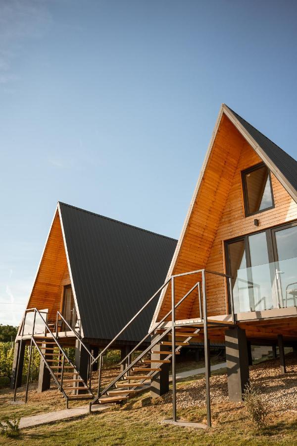 Cavo Village- Cabins Rental Baile 1 Mai Rontau Luaran gambar