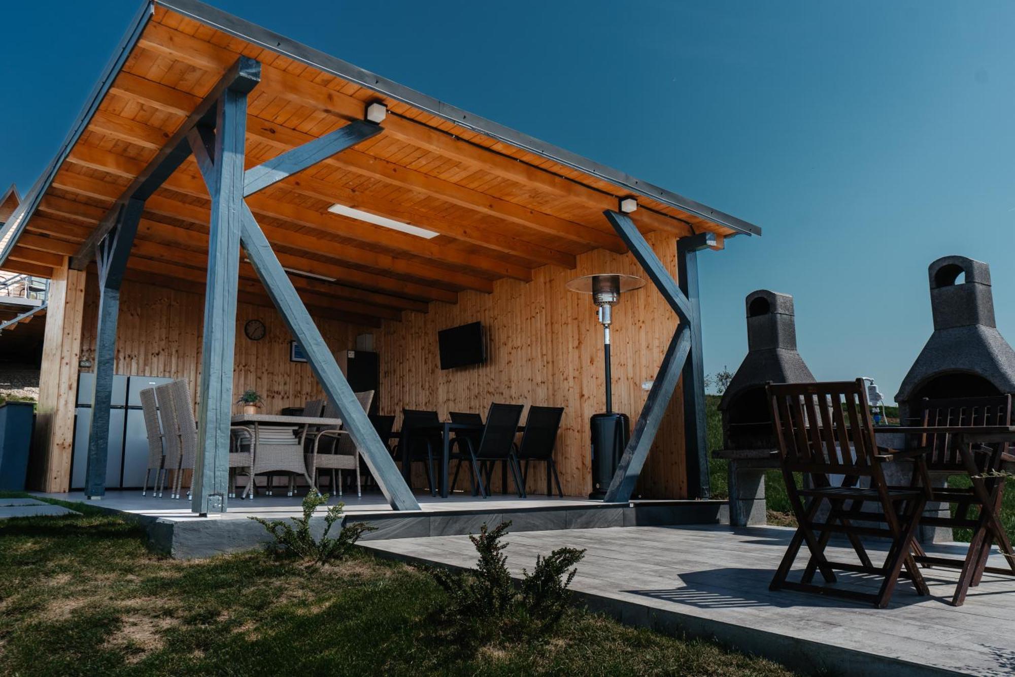 Cavo Village- Cabins Rental Baile 1 Mai Rontau Luaran gambar